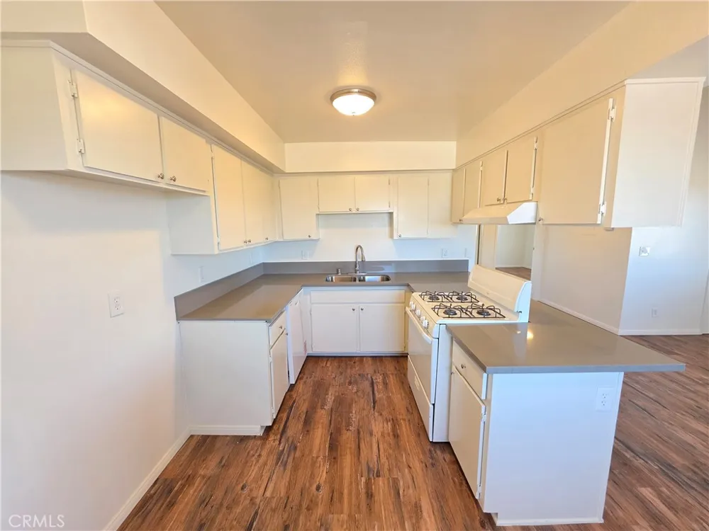 8342 Columbine Avenue #C California City, CA 93505