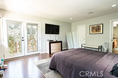 10461 Andora Chatsworth, CA 91311