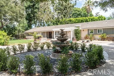 10461 Andora Chatsworth, CA 91311