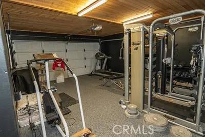10461 Andora Chatsworth, CA 91311