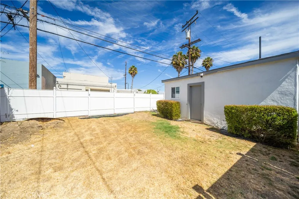 3934 Tuller Culver City, CA 90230