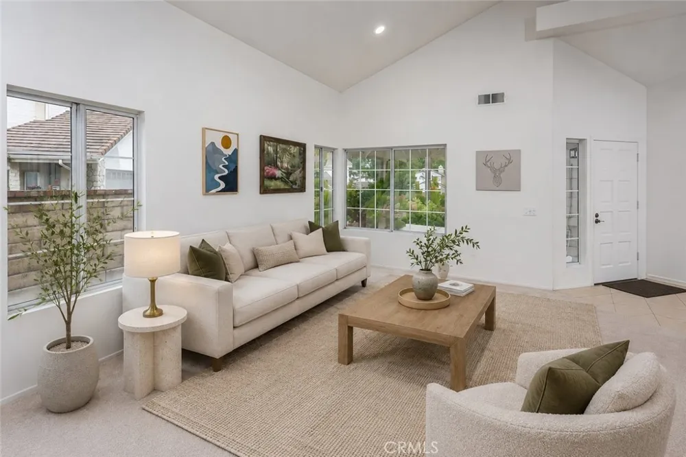 7221 Bouquet Drive West Hills, CA 91307