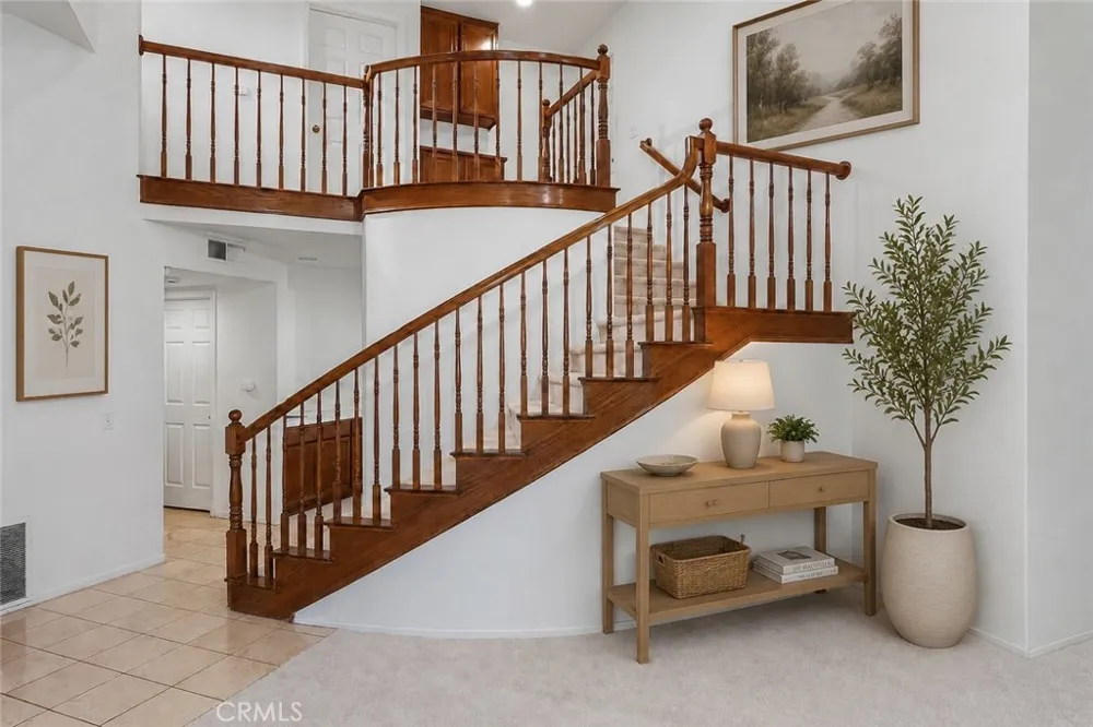 7221 Bouquet Drive West Hills, CA 91307
