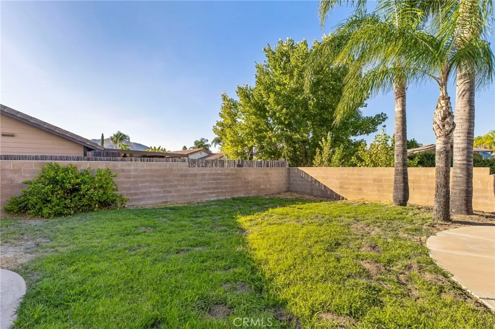 23874 Canyon Lake Canyon Lake, CA 92587