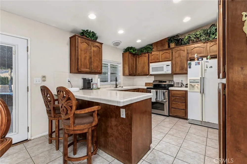 23874 Canyon Lake Canyon Lake, CA 92587