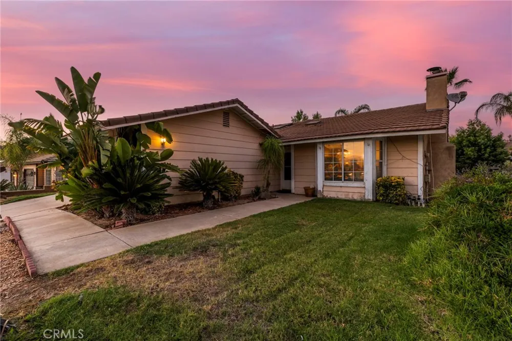 23874 Canyon Lake Canyon Lake, CA 92587