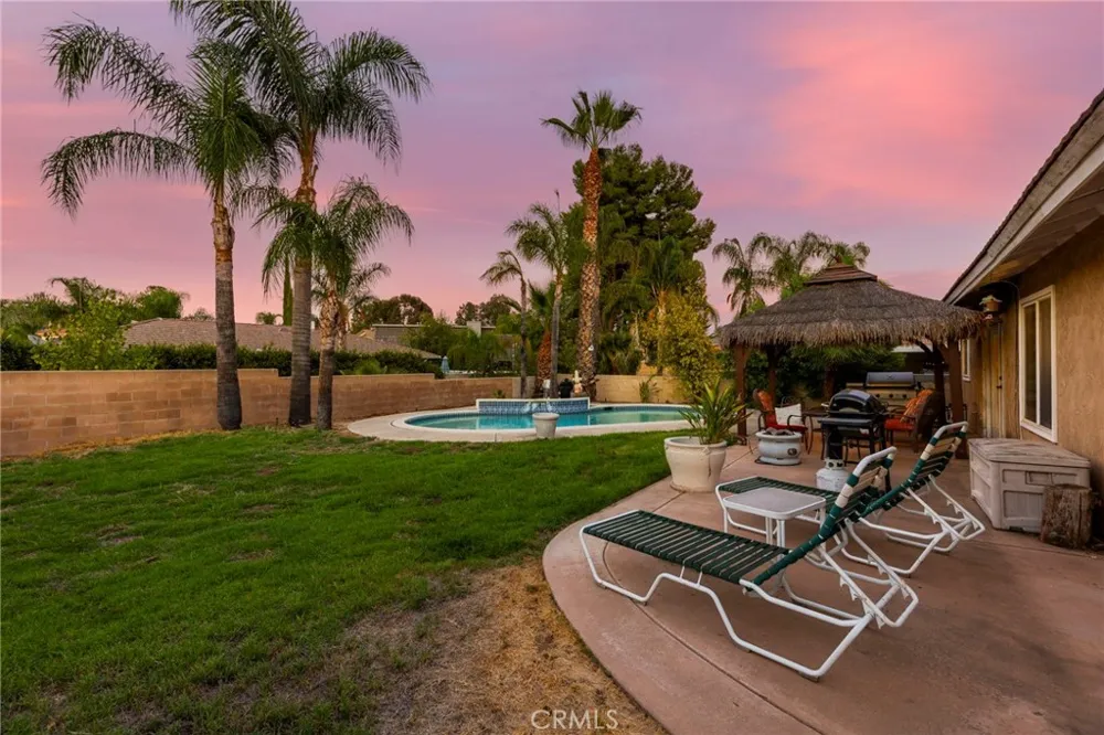 23874 Canyon Lake Canyon Lake, CA 92587
