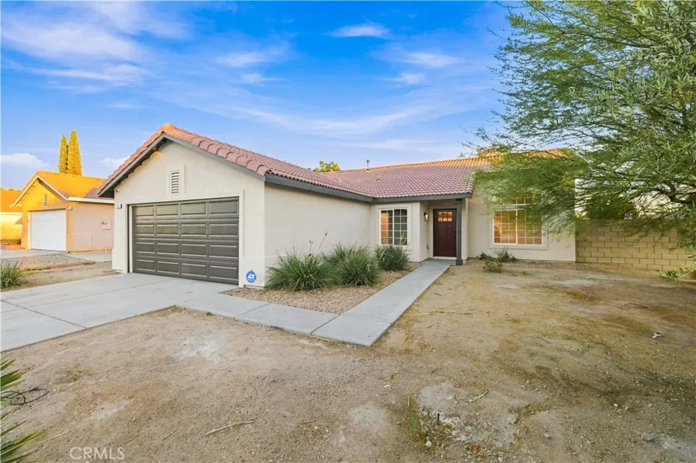 3304 E Avenue K4 Lancaster, CA 93535