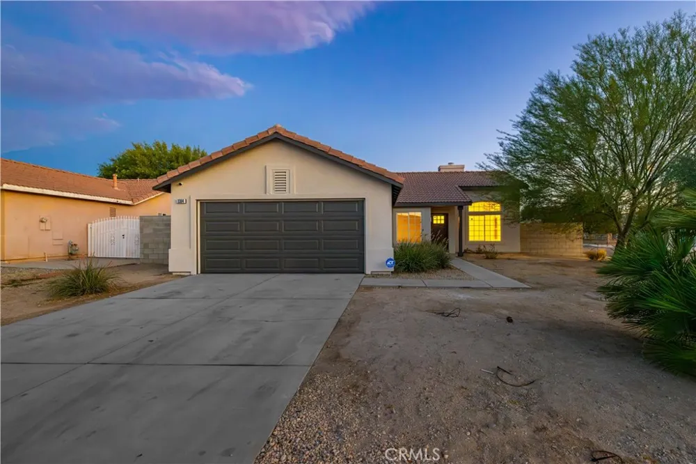 3304 E Avenue K4 Lancaster, CA 93535