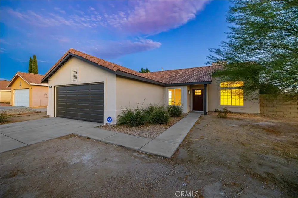 3304 E Avenue K4 Lancaster, CA 93535