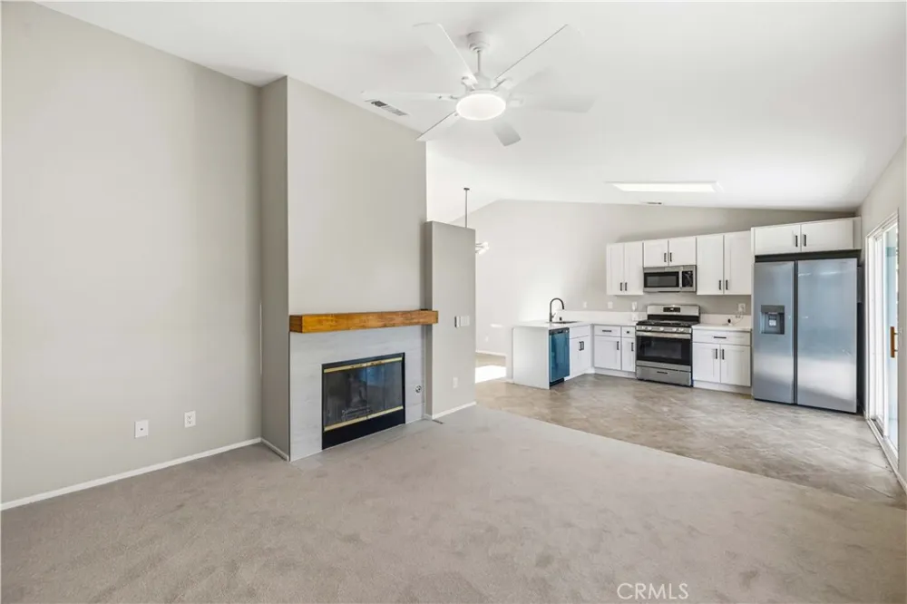 3304 E Avenue K4 Lancaster, CA 93535