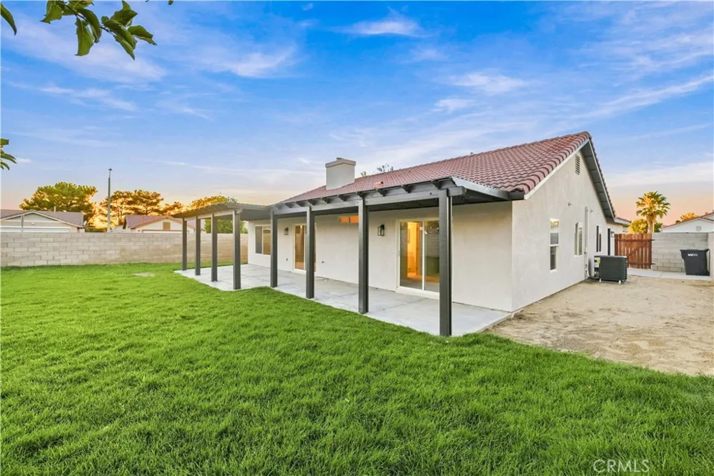 3304 E Avenue K4 Lancaster, CA 93535