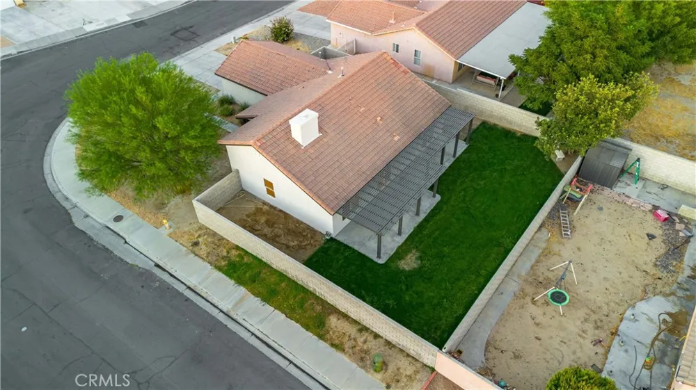 3304 E Avenue K4 Lancaster, CA 93535
