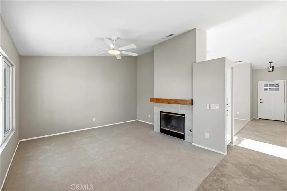 3304 E Avenue K4 Lancaster, CA 93535