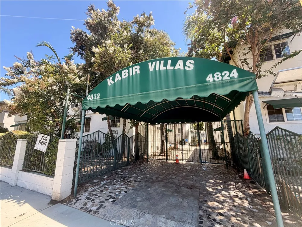 4824 Hazeltine Ave Sherman Oaks, CA 91423