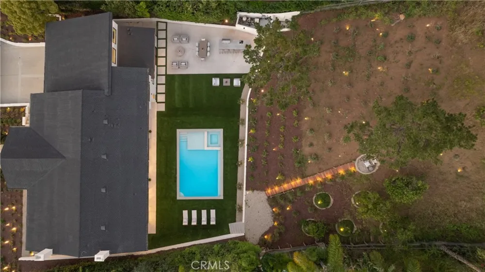4072 Alonzo Avenue Encino, CA 91316