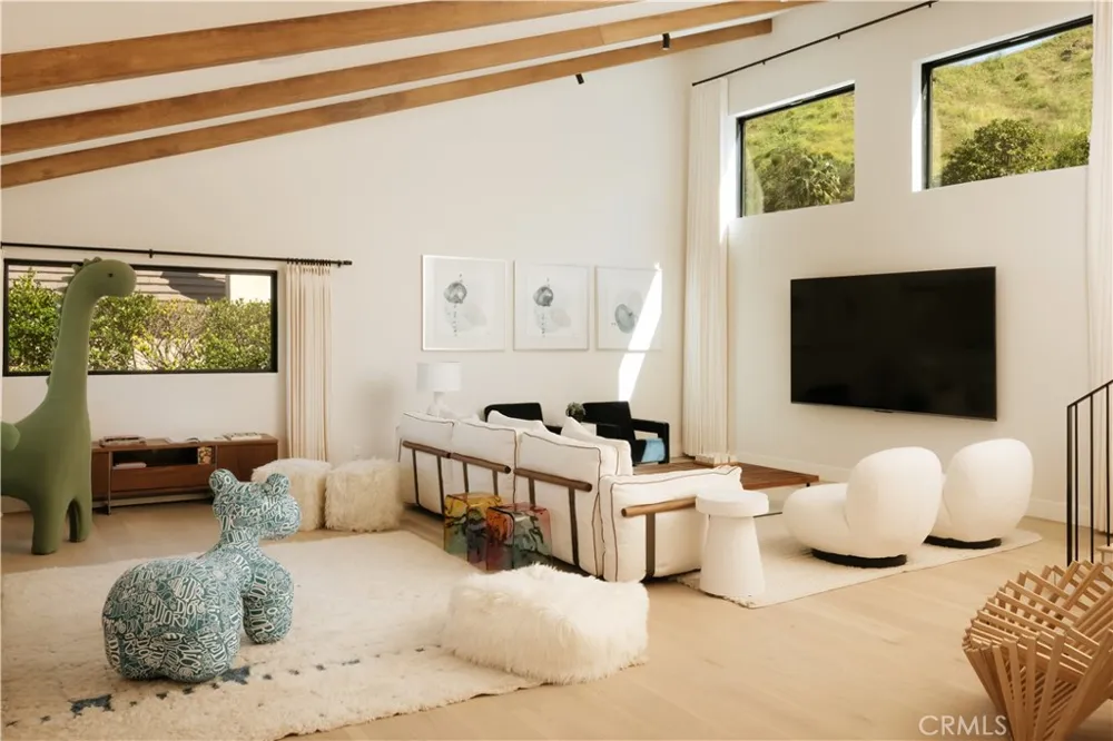 4072 Alonzo Avenue Encino, CA 91316