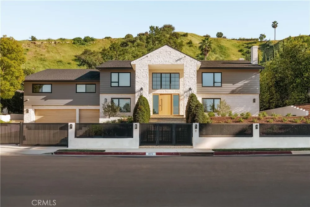 4072 Alonzo Avenue Encino, CA 91316