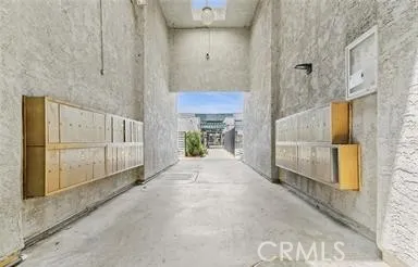 8801 Willis #B6 Panorama City, CA 91402
