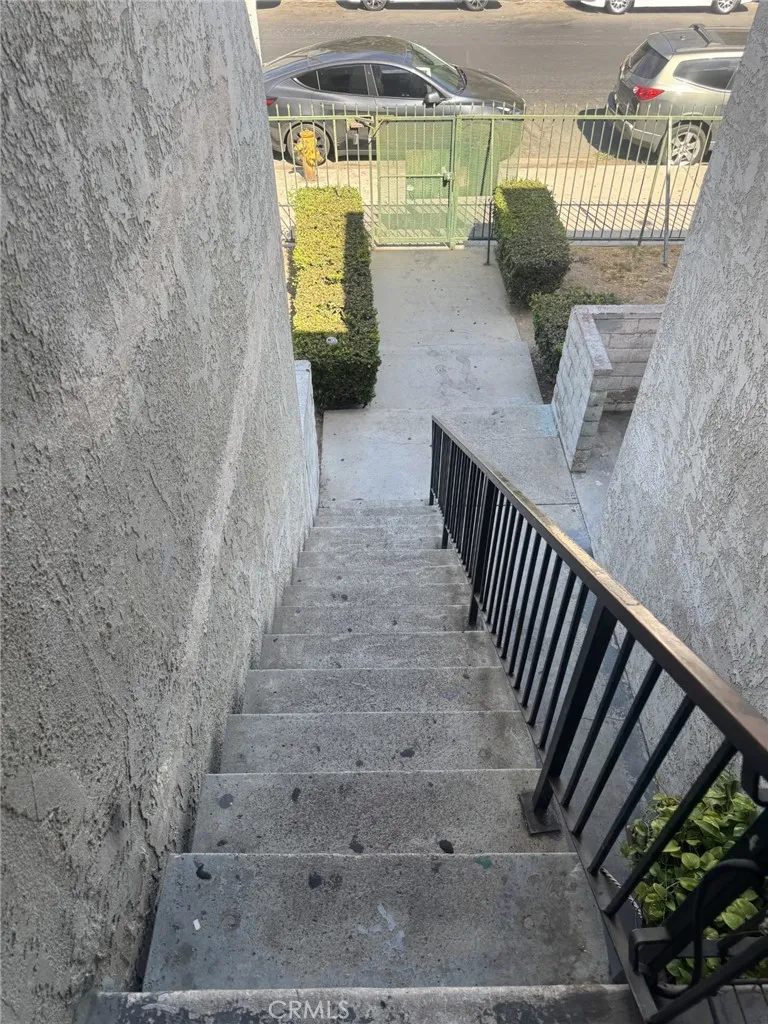 8801 Willis #B6 Panorama City, CA 91402