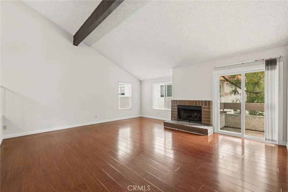3366 Darby #436 Simi Valley, CA 93063