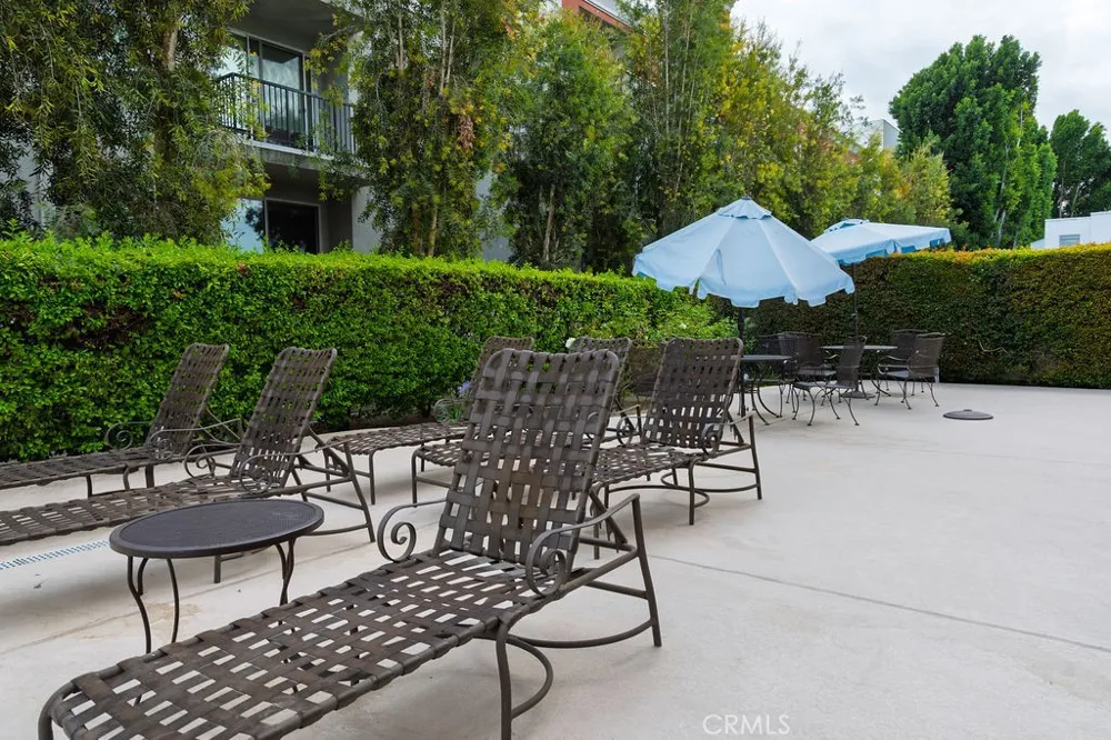 15344 Weddington Street #104 Sherman Oaks, CA 91411