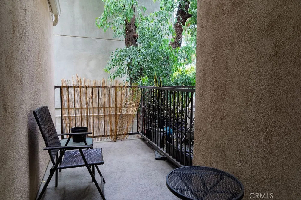 15344 Weddington Street #104 Sherman Oaks, CA 91411