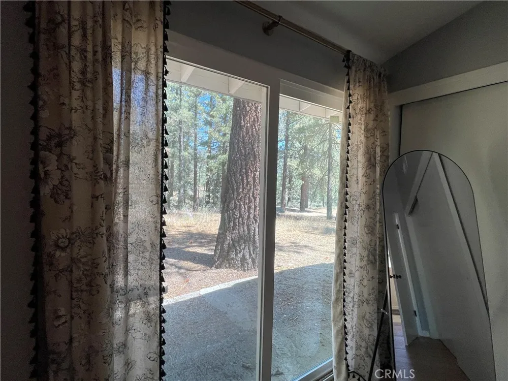 1753 Pineridge Frazier Park, CA 93225