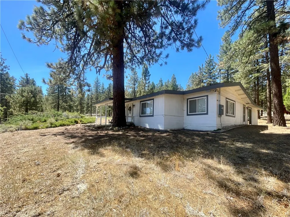 1753 Pineridge Frazier Park, CA 93225