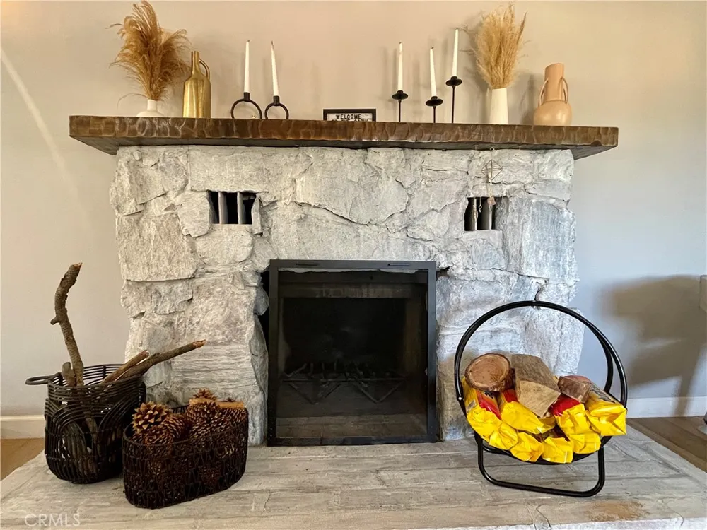 1753 Pineridge Frazier Park, CA 93225