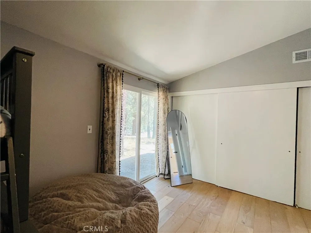1753 Pineridge Frazier Park, CA 93225