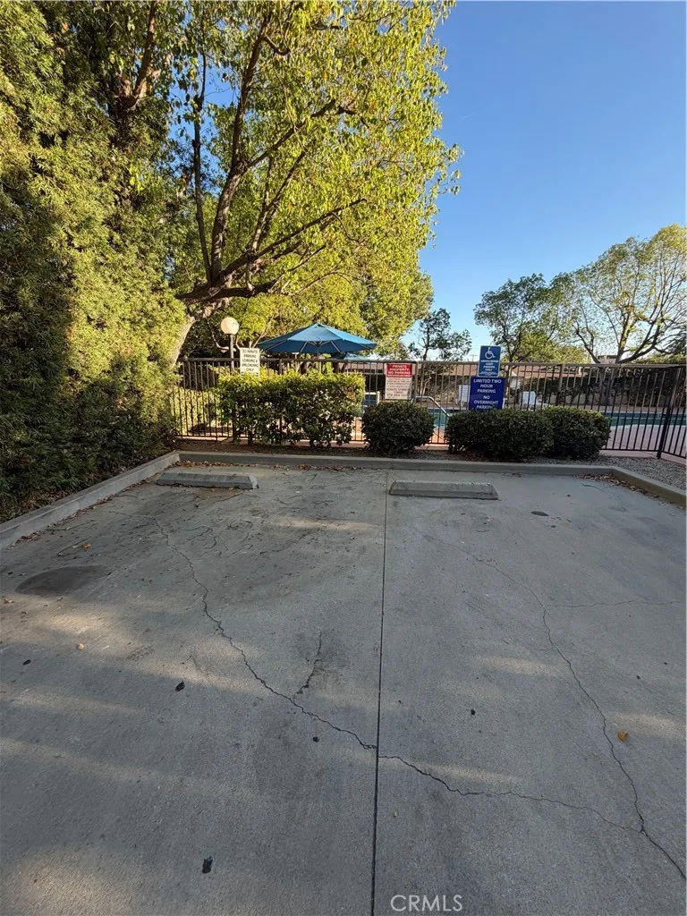 19350 Sherman way #138 Reseda, CA 91335