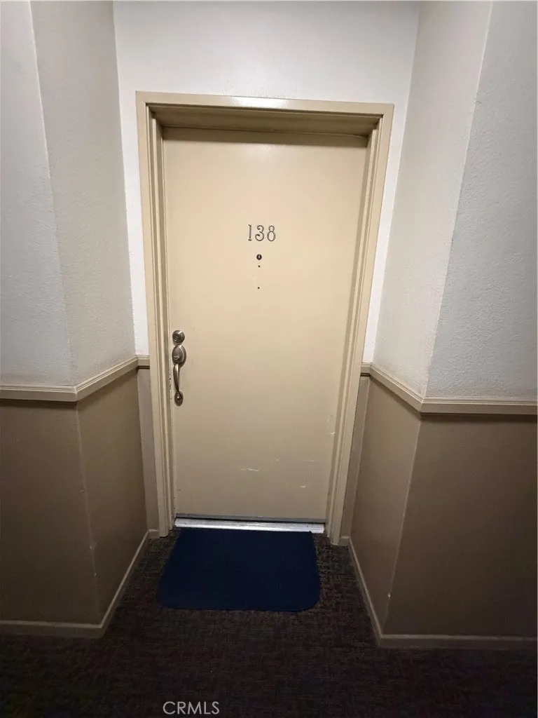 19350 Sherman way #138 Reseda, CA 91335