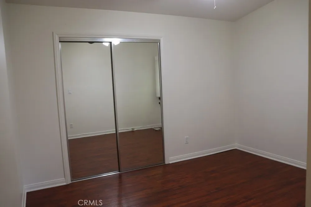22942 Leadwell West Hills, CA 91307