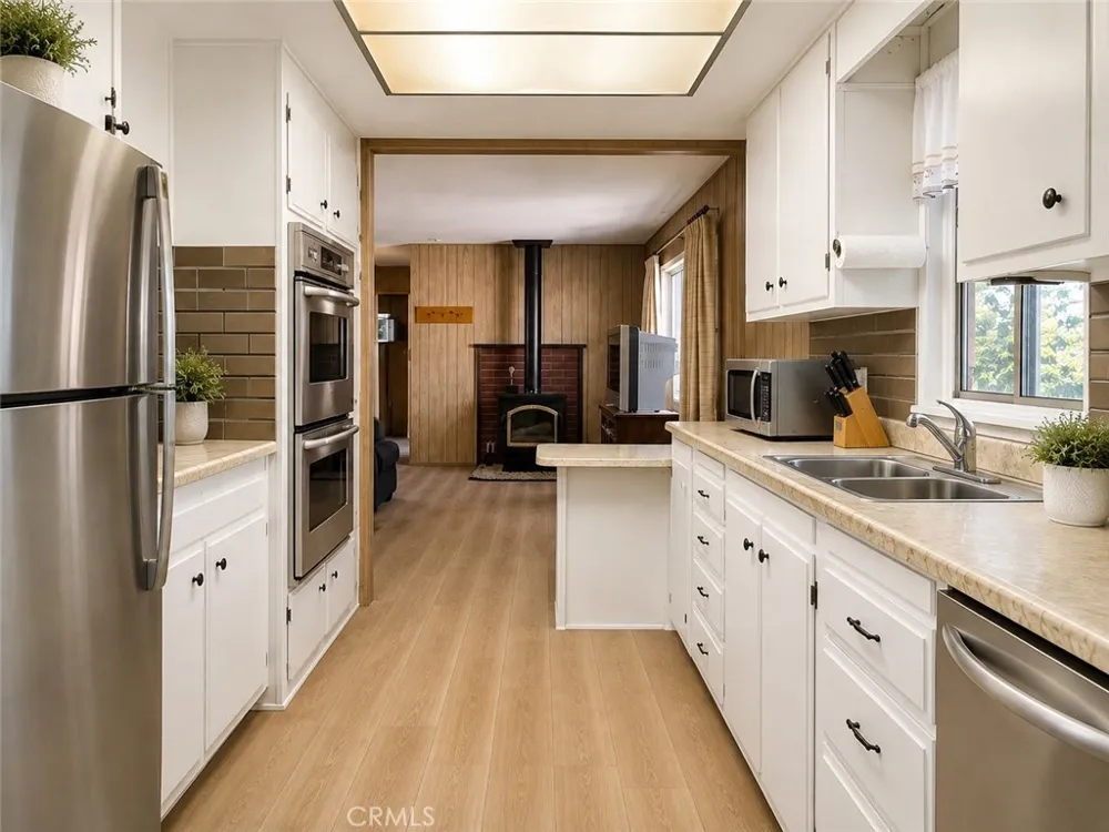 36 Bristlecone Drive Wofford Heights, CA 93285