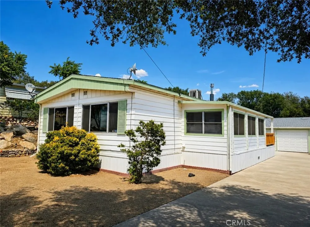 36 Bristlecone Drive Wofford Heights, CA 93285