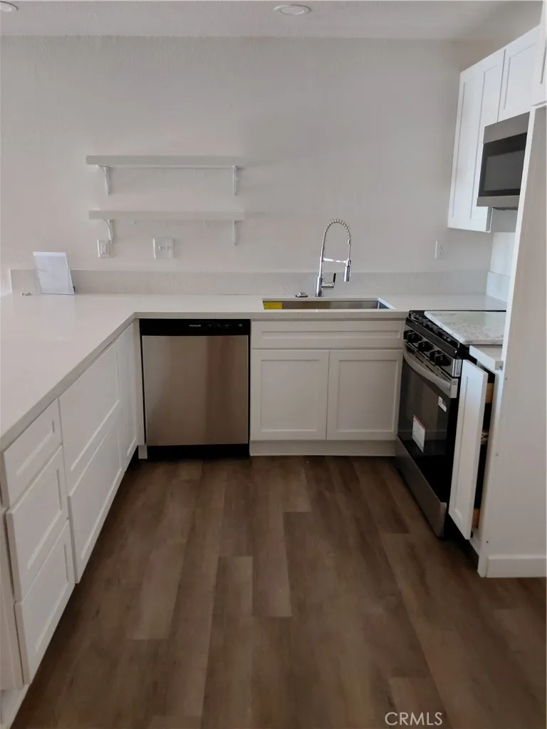 27160 Vista #38 Helendale, CA 92342