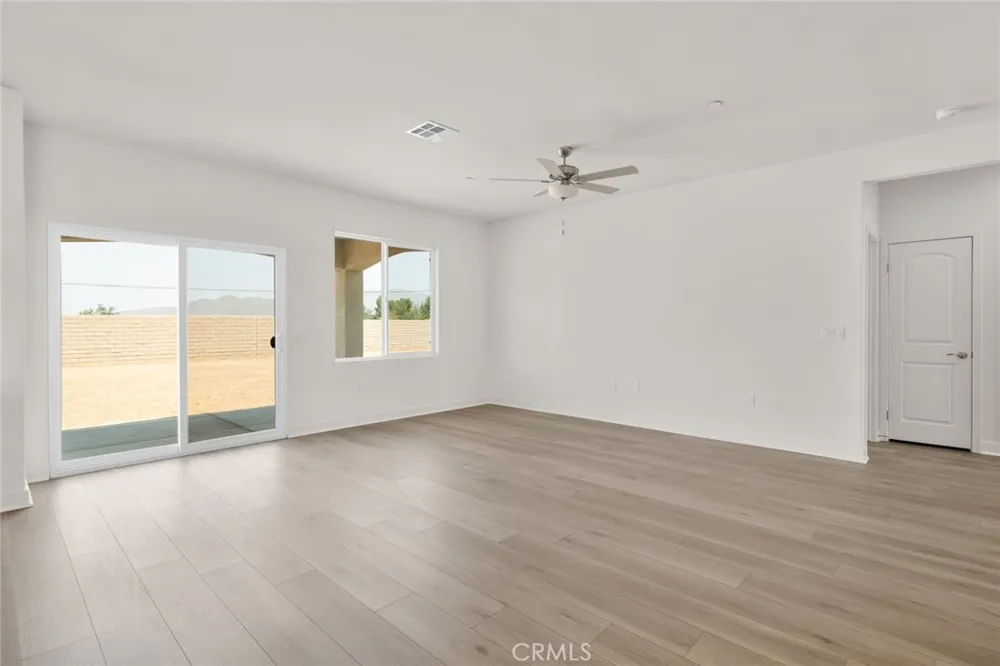 14574 Indigo Apple Valley, CA 92307