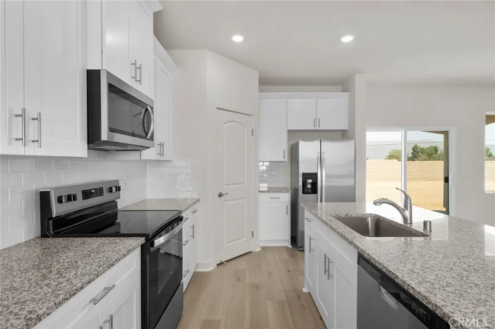 14574 Indigo Apple Valley, CA 92307