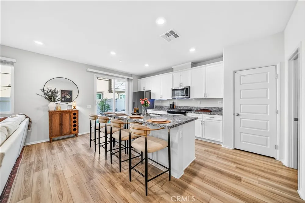 40500 Birchfield Drive Temecula, CA 92591