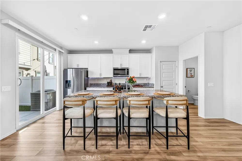 40500 Birchfield Drive Temecula, CA 92591