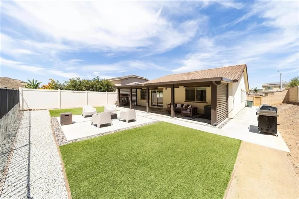 35145 Fennel Lane Lake Elsinore, CA 92532