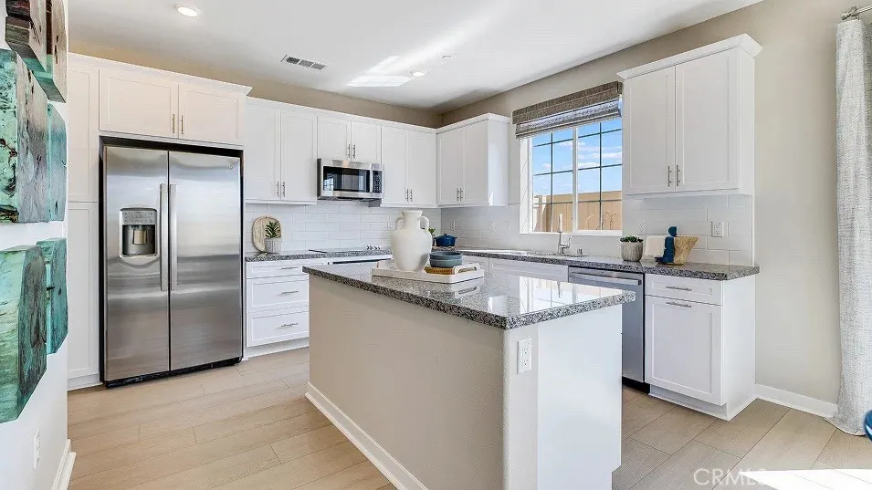 1304 Thunderbolt Lane Rialto, CA 92376