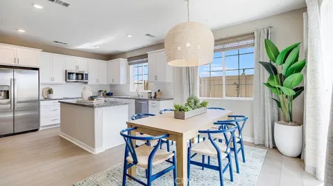 1304 Thunderbolt Lane
