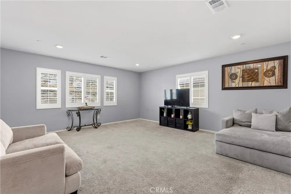 28414 Cats Claw Dr Winchester, CA 92596