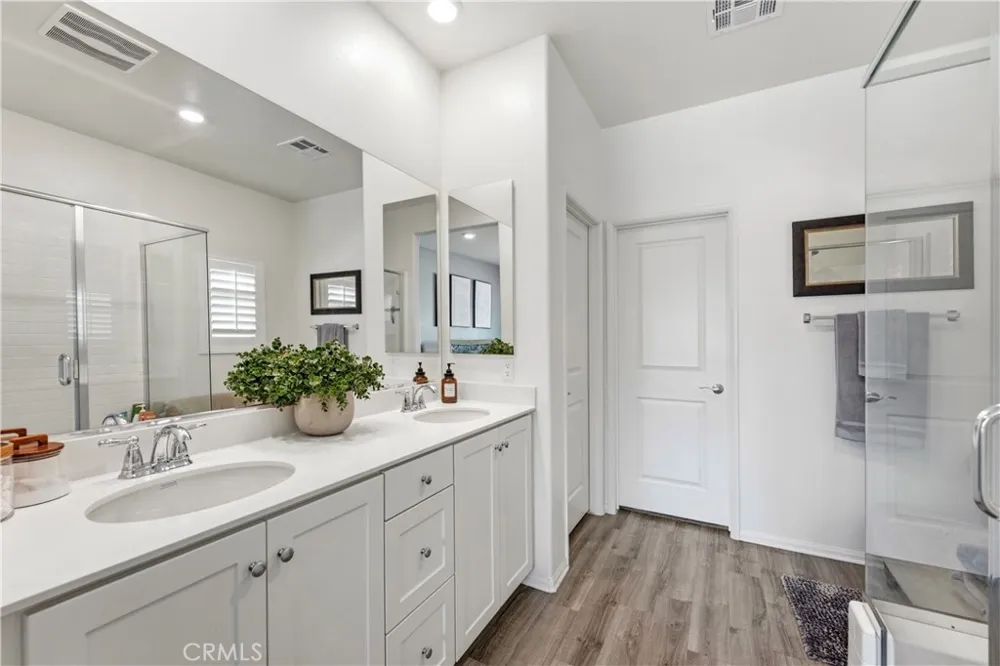28414 Cats Claw Dr Winchester, CA 92596