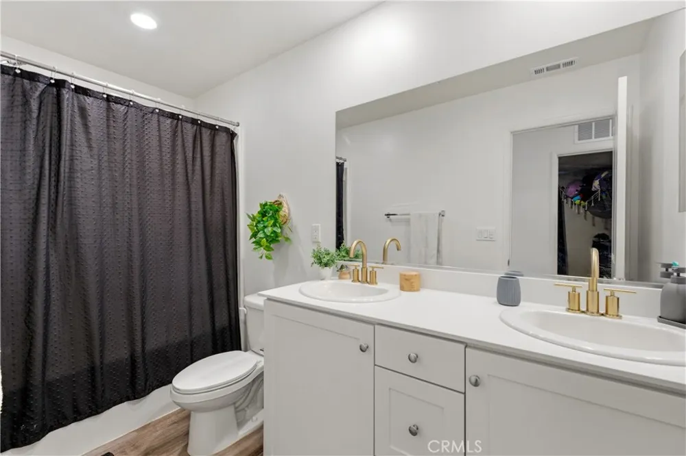 28414 Cats Claw Dr Winchester, CA 92596