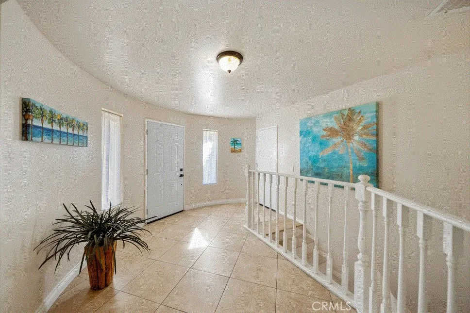 22032 W San Joaquin Drive Canyon Lake, CA 92587