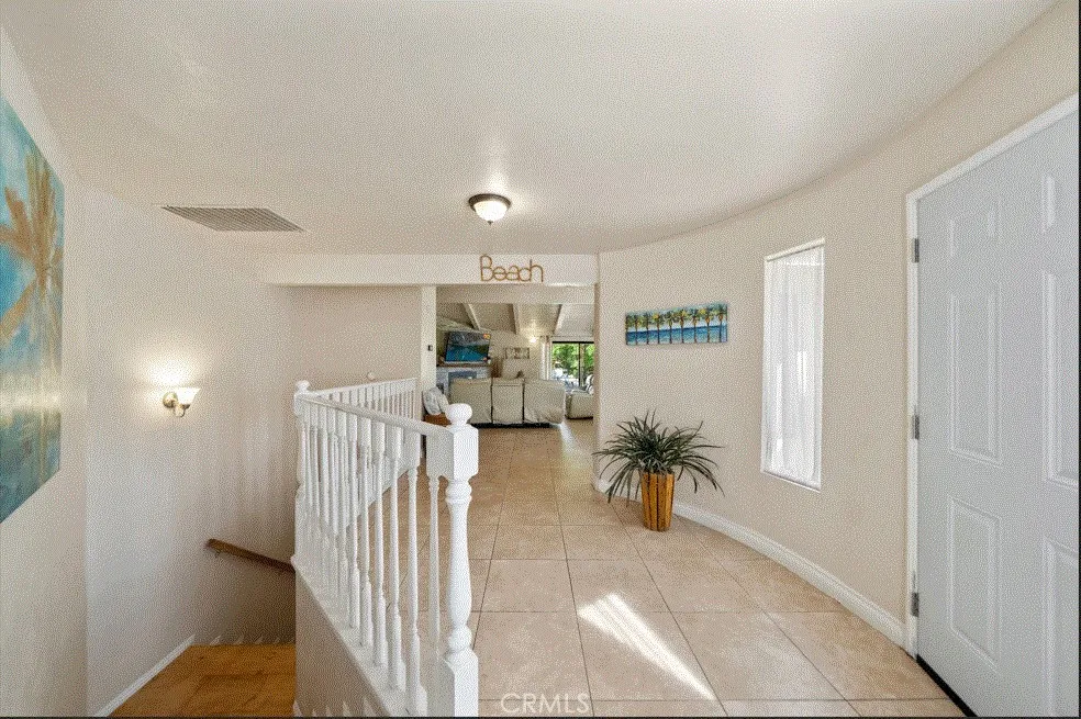 22032 W San Joaquin Drive Canyon Lake, CA 92587