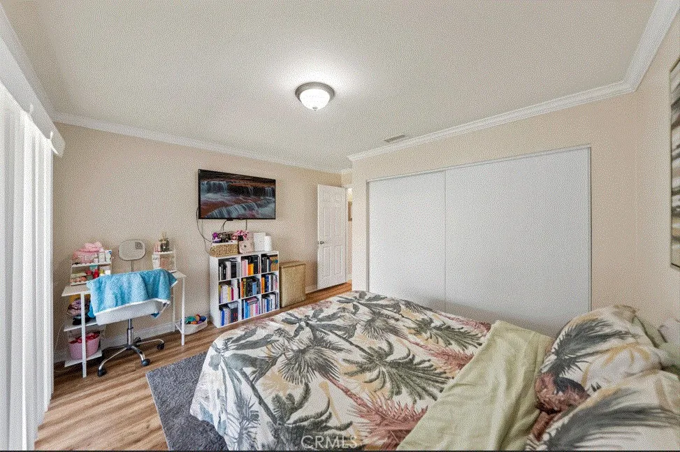 22032 W San Joaquin Drive Canyon Lake, CA 92587